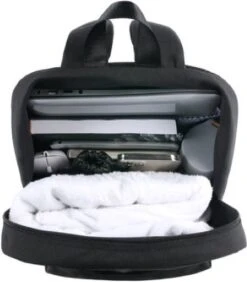 YLX Finch Rugzak. Zwart. Recyceld Rpet Materiaal. Gerecyclede Plastic Flessen - Eco Friendly. Volwassenen - Tieners - Middelbare Scholieren - Jongens - Meisjes. 14" Laptop Sleeve. Backpack - Schooltas - Rugzak -Beroemde Bagage Winkel 1050x1200 5