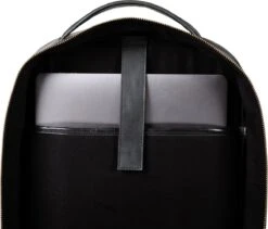 NEGOTIA Alpha - Leren Laptop Rugzak Dames En Heren - Leren Rugtas - 100% Luxe Top-Grain Leer - Zwart -Beroemde Bagage Winkel 1200x1025 1