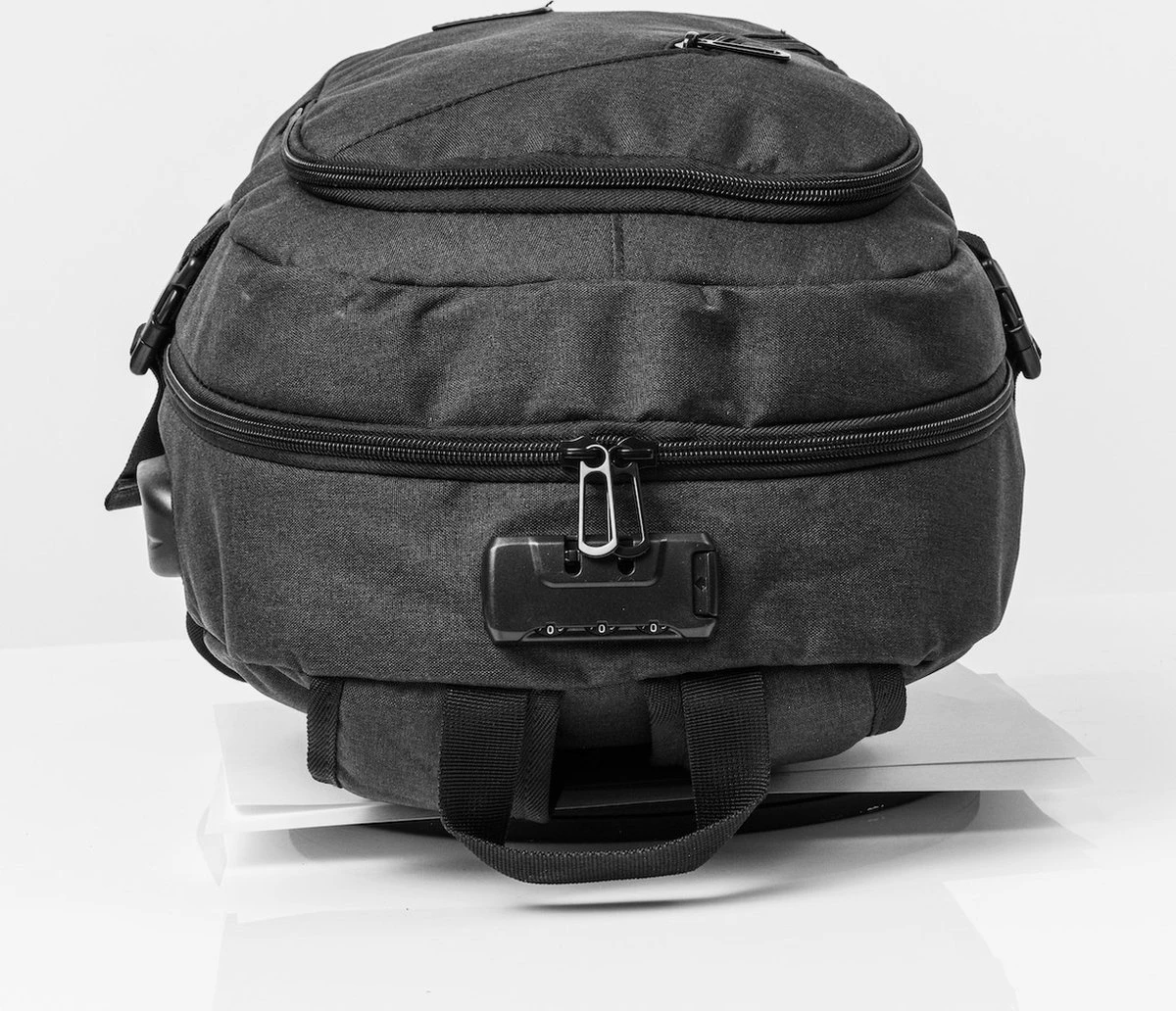 Grab Bag - #Code Edition - Rugtassen - Zwart - Anti Diefstal 6 Grab Bag - #Code Edition - Rugtassen - Zwart - Anti Diefstal - Afbeelding 4