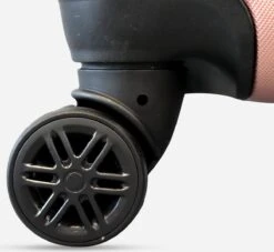 ©TROLLEYZ - Bali No.22 - Trolley 55cm Met TSA Slot - Dubbele Wielen - 360° Spinners - 100% ABS - Handbagage Koffer In Cosmopolitan Pink 15 ©TROLLEYZ - Bali No.22 - Trolley 55cm Met TSA Slot - Dubbele Wielen - 360° Spinners - 100% ABS - Handbagage Koffer In Cosmopolitan Pink -Beroemde Bagage Winkel 1200x1101 2