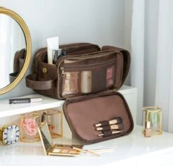 Merkloos Waterbestendige Lederen Toilettas Voor Mannen Grote Reistas Scheren Dopp Kit Badkamer Gym Toiletten Make-up Organizer Met Gratis Natte Droge Tas -Beroemde Bagage Winkel 1200x1148 5