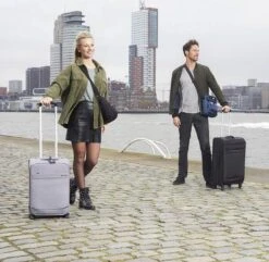 Enrico Benetti Dallas 39042 Handbagage Koffer Softcase - Grijs -Beroemde Bagage Winkel 1200x1169 1