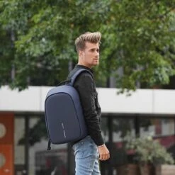 XD Design Bobby Hero Regular - Anti-Diefstal Rugzak 18 Liter - Navy 25 XD Design Bobby Hero Regular - Anti-Diefstal Rugzak 18 Liter - Navy -Beroemde Bagage Winkel 1200x1200 1127