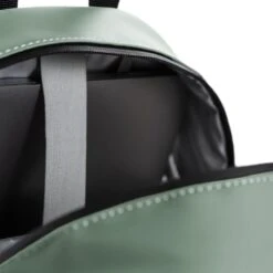 Daniel Ray Montgomery Waterproof Rugtas 14" Mint Groen -Beroemde Bagage Winkel 1200x1200 1172