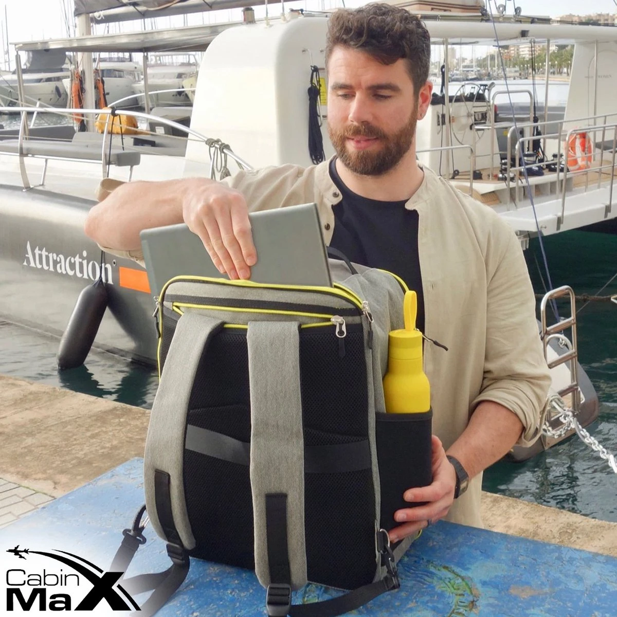 CabinMax Manhatten Reistas– Handbagage 30L - Rugzak – Backpack - 45x36x20cm – Lichtgewicht - Zwart 9 CabinMax Manhatten Reistas– Handbagage 30L - Rugzak – Backpack - 45x36x20cm – Lichtgewicht - Zwart - Afbeelding 7