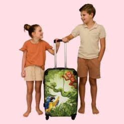 NoBoringSuitcases.com® Koffer Groot - Jungle - Dieren - Groen - Kinderen - Trolley Koffer Met TSA-slot - Met Wielen - 90 Liter - Reiskoffer - 66 Cm -Beroemde Bagage Winkel 1200x1200 256