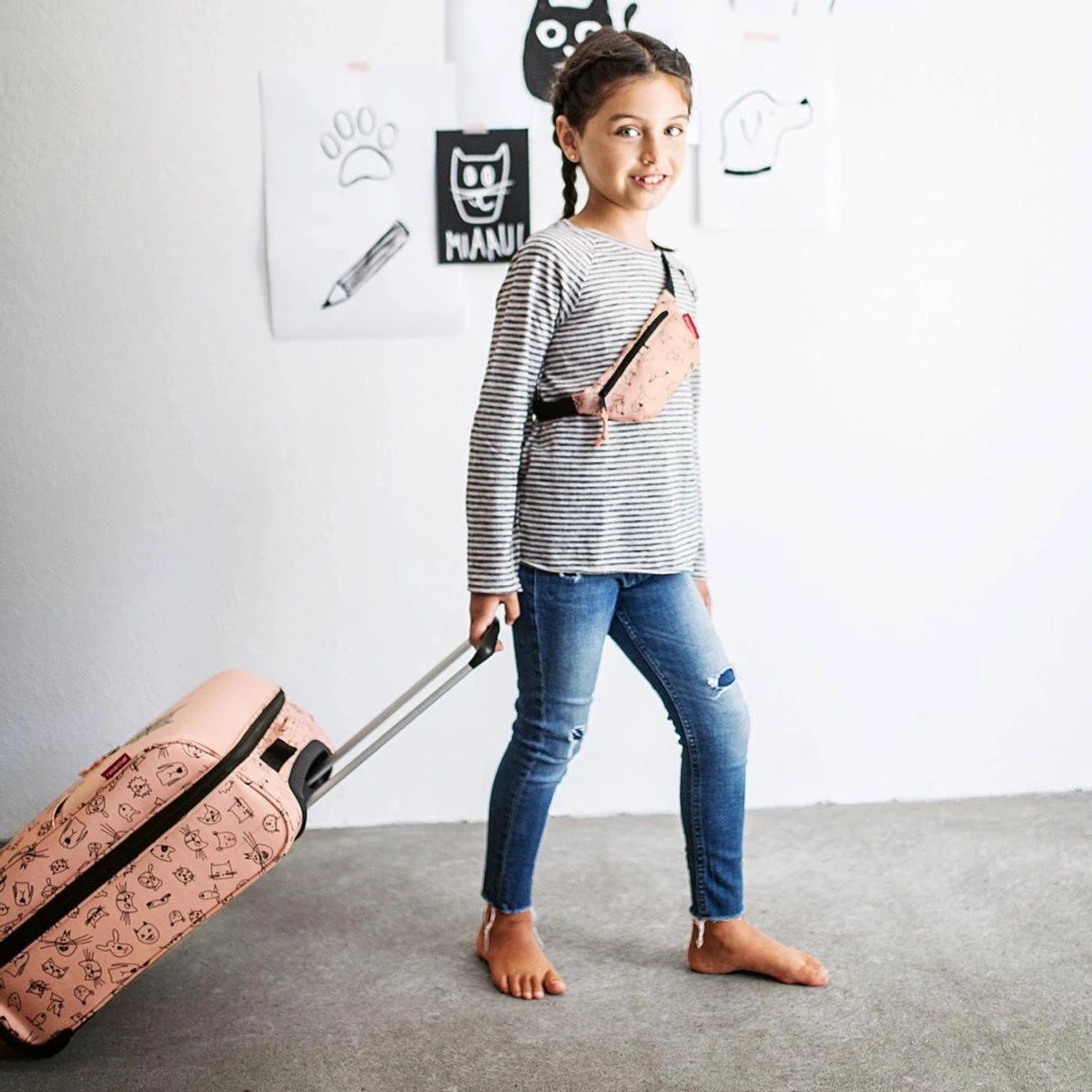 Reisenthel Trolley XS Kids Reiskoffer Kind - Maat XS - 12L - Cats&Dogs Rose Roze 6 Reisenthel Trolley XS Kids Reiskoffer Kind - Maat XS - 12L - Cats&Dogs Rose Roze - Afbeelding 4