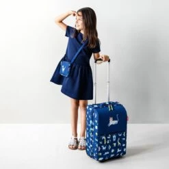 Reisenthel Trolley XS Kids Reiskoffer Kind - Maat XS - 12L - ABC Friens Blue Blauw 10 Reisenthel Trolley XS Kids Reiskoffer Kind - Maat XS - 12L - ABC Friens Blue Blauw -Beroemde Bagage Winkel 1200x1200 848