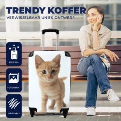 MuchoWow® Koffer - Kat - Rood - Kitten - Meisjes - Kinderen - Jongens - Kindje - Past Binnen 55x40x20 Cm En 55x35x25 Cm - Handbagage - Trolley - Fotokoffer - Cabin Size - Print -Beroemde Bagage Winkel 1200x1200 891