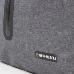 New Rebels® Vepo - Rugtas - Grijs/Rood - Waterbestendig - 15.6151413121087 - 33x15x65cm - Rugzak / Backpack -Beroemde Bagage Winkel 1200x1200 956