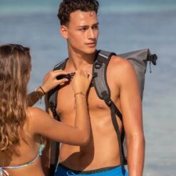 New Rebels® Vepo - Rugtas - Grijs/Rood - Waterbestendig - 15.6151413121087 - 33x15x65cm - Rugzak / Backpack -Beroemde Bagage Winkel 1200x1200 960