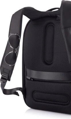 XD Design Flex Gym Bag - Anti-diefstal Rugzak - 16 Tot 24 Liter - Zwart -Beroemde Bagage Winkel 718x1200 4