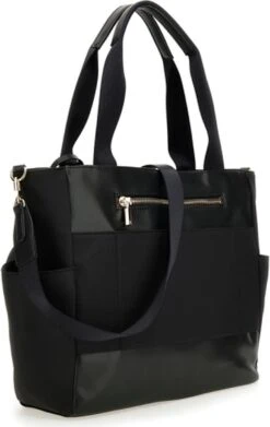 Guess Reistas / Weekendtas - 32 X 44 X 7 Cm - 10 Liter - Eco Gemma - Zwart 18 Guess Reistas / Weekendtas - 32 X 44 X 7 Cm - 10 Liter - Eco Gemma - Zwart -Beroemde Bagage Winkel 758x1200 13