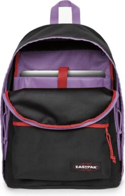 Eastpak OUT OF OFFICE Rugzak, 27 Liter, 13.3 Inch Laptopvak - Kontrast Violet Red -Beroemde Bagage Winkel 763x1200 5