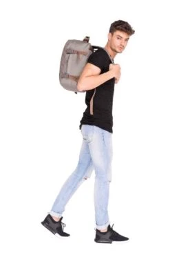 CabinZero Classic 28L Ultra Light Bag Georgian Khaki -Beroemde Bagage Winkel 796x1200 8