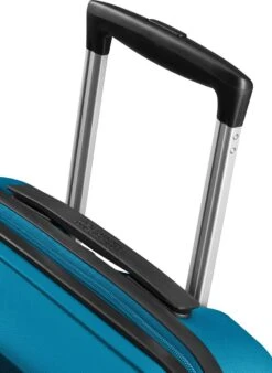 American Tourister Reiskoffer - Bon Air Dlx Spinner 55/20 Tsa (Handbagage) Seaport Blue -Beroemde Bagage Winkel 876x1200 2