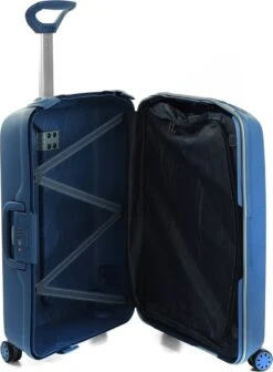 Roncato Light 4 Wiel Trolley 68 Avio Blue -Beroemde Bagage Winkel 882x1200 2