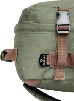CabinZero Classic 28L Ultra Light Bag Georgian Khaki -Beroemde Bagage Winkel 886x1200 5