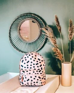 Kidzroom Lucky Me - Rugzak - 2 T/m 6 Jaar - Roze - Stippen -Beroemde Bagage Winkel 960x1200 7