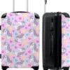 NoBoringSuitcases.com® Koffer Groot - Eenhoorn - Meisje - Patroon - Hartje - Trolley Koffer Met TSA-slot - Met Wielen - 90 Liter - Reiskoffer - 66 Cm -Beroemde Bagage Winkel 985x1200 2